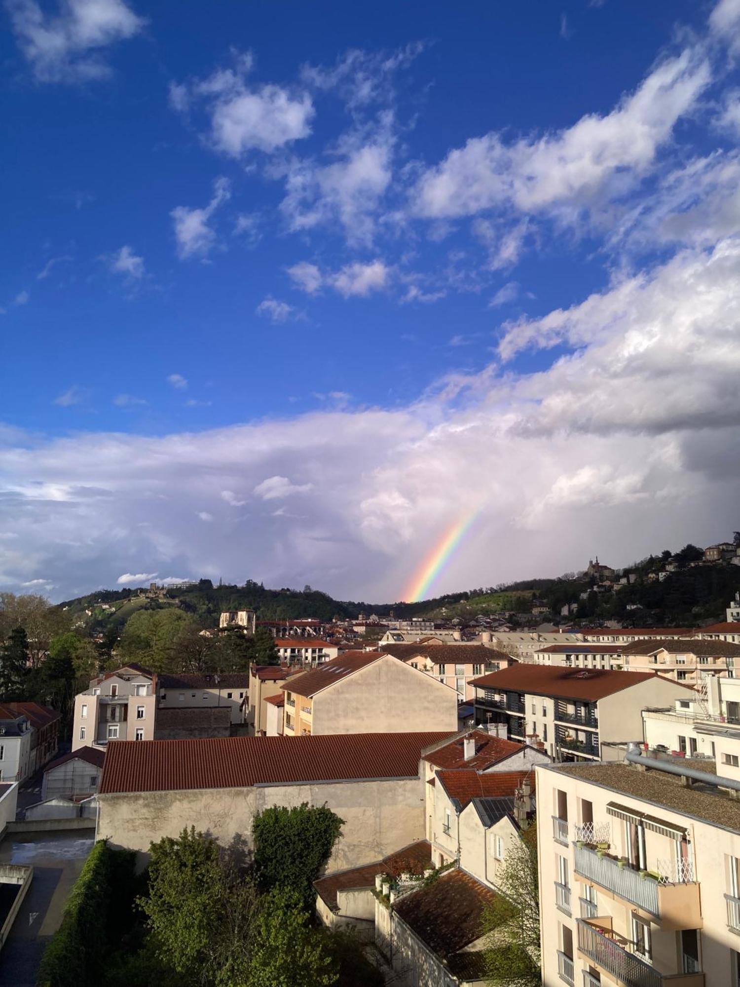 L'Emeraude, T3 Elegant Avec Vue Proche Centre Et Gare Βιέν Εξωτερικό φωτογραφία
